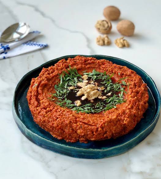 Antakya’nın İmza Lezzeti: Cevizli Biber (Muhammara) tarifi